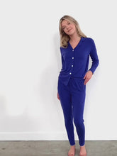 Load and play video in Gallery viewer, Women&#39;s Blue Pajama Set
